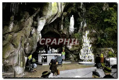 Cartes postales moderne Lourdes La Grotte de Massabielle