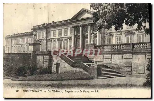 Ansichtskarte AK Compiegne Le Chateau Facade sur le Parc