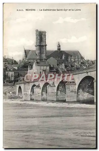 Cartes postales Nevers La Cathedrale Saint Cyr et la Loire