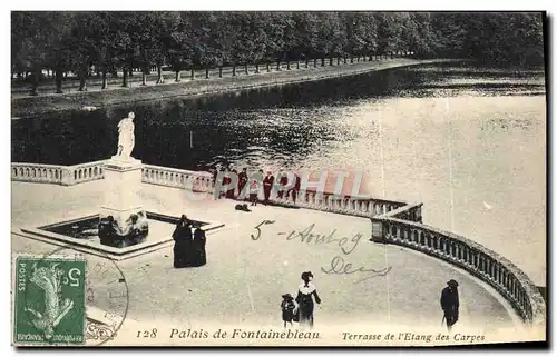 Cartes postales Palais De Fontainebleau Terrase De I&#39Etang des Carpes