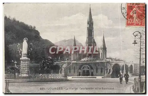 Cartes postales Lourdes La Vierge Couronnee Et La Basilique