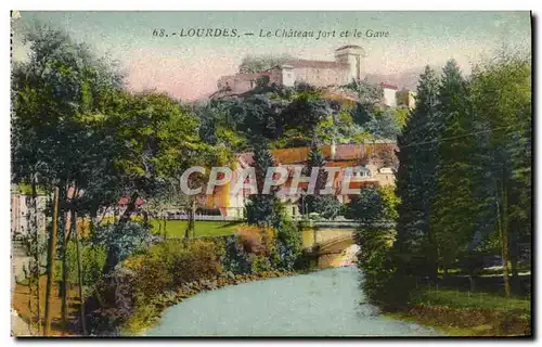 Cartes postales Lourdes Le Chateau fort et le Gare