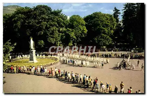 Cartes postales moderne Lourdes La Procession