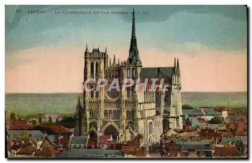 Cartes postales Amiens La Cathedrale Et Vue Generale