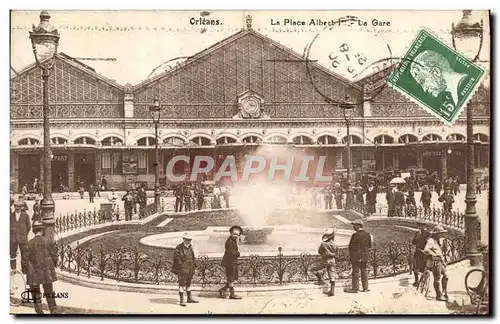 Cartes postales Orleans La Place Albert 1er la gare