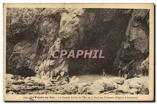 Ansichtskarte AK La Pointe Du Raz La Grande Grotte de l&#39Est de la Baie des Trepasses Region d&#39Audierne