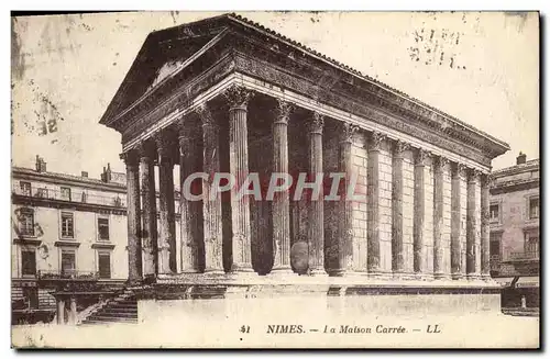 Cartes postales Nimes La Maison Carree