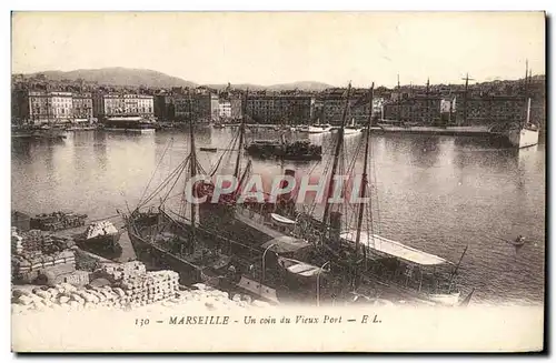 Ansichtskarte AK Marseille Un Coin du Vieux Port Bateaux