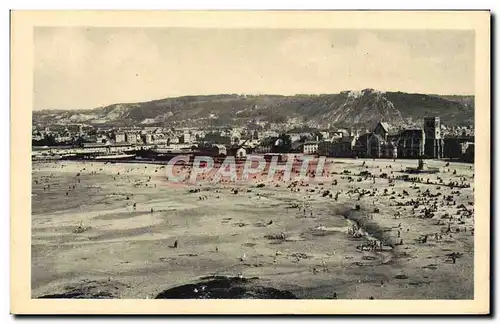 Cartes postales Cherbourg La nouvelle plage L&#39eglise de la Trinite et la montagne du Roule