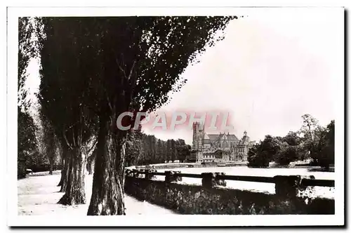 Cartes postales moderne Meaux Promenades des Trinitaires au fond la Cathedrale