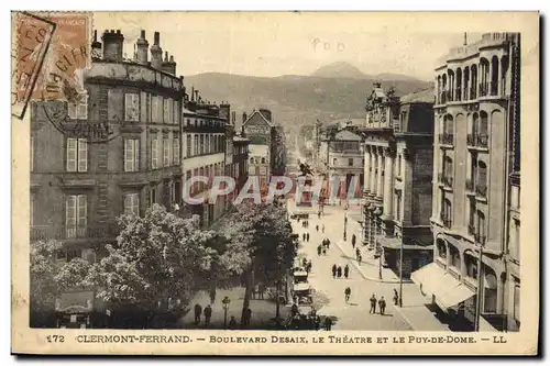 Cartes postales Clermont Ferrand Boulevard Desaix Le Theatre et le Puy de Dome