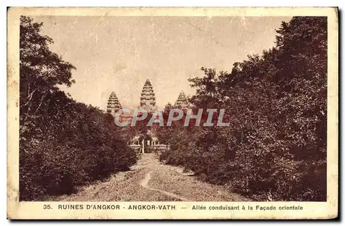 Cartes postales Ruines d&#39Angkor Angkor Vath Allee conduisant a la facade orientale