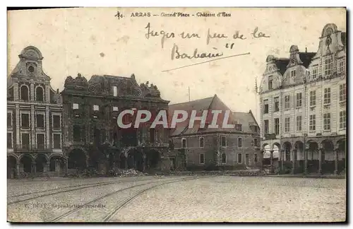 Cartes postales Arras Grand Place Militaria