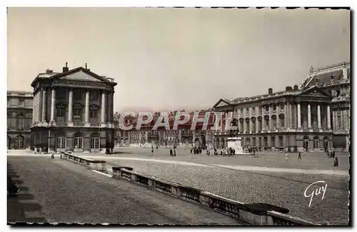 Cartes postales moderne Versailles Et Ses Merveilles Le chateau La cour des ministres