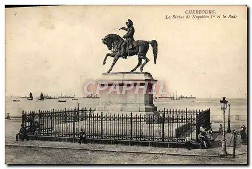 Cartes postales Cherbourg La Statue de Napoleon 1er et la rade