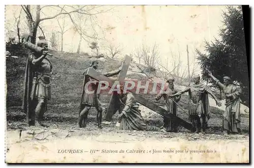 Cartes postales Lourdes Station du Calvaire Jesus tombe pour la premiere fois