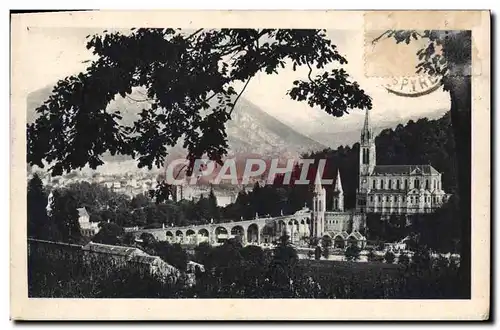 Cartes postales Lourdes La Basilique et le Pic Du Jer