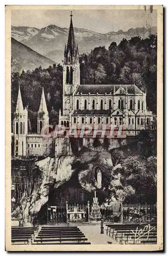 Cartes postales Lourdes La Basillque et la Grotte