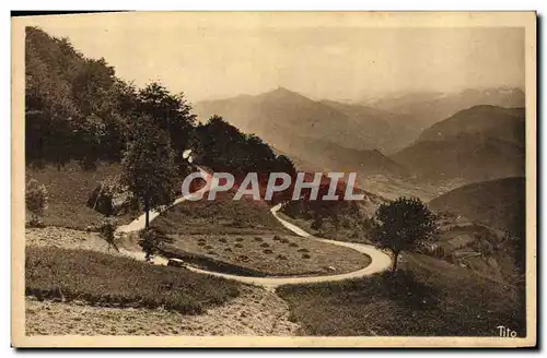 Cartes postales Les Pyrenees La Descente du Col D&#39Aspin sur Arreau Le Fer a Cheval