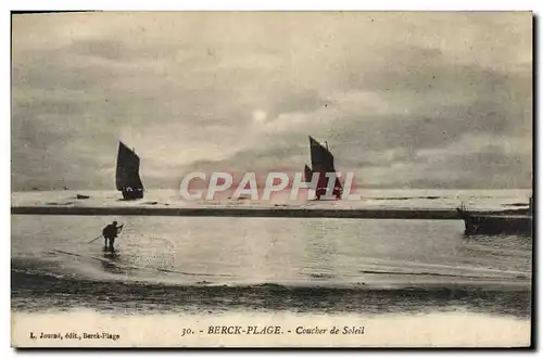 Ansichtskarte AK Berck Plage Coucher de Soleil Bateaux