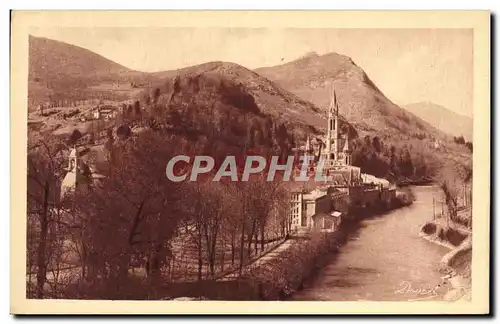 Ansichtskarte AK Lourdes La Basilique et le Monument interallie