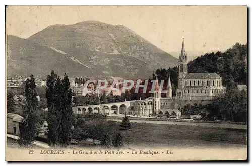 Ansichtskarte AK Lourdes Le Grand et le Petit Jer La Basilique