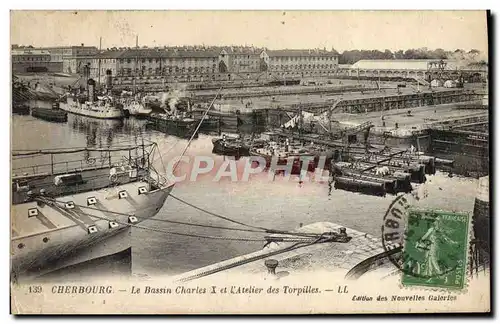 Cartes postales Cherbourg Le Bassin Chartes X et l&#39atelier des torpilles Bateaux