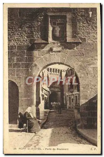 Cartes postales Mont St Michel Porte du Boulevard Vieille femme