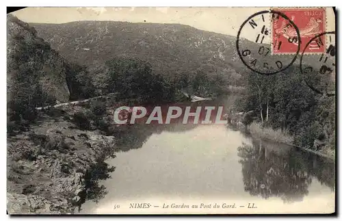 Cartes postales Nimes Le Gardon au Pont du Gard