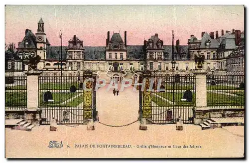 Cartes postales Parc De Fontainebleau Grille d&#39Honneur et Cour des Adieux