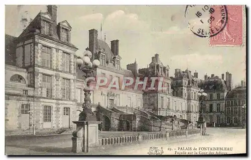 Ansichtskarte AK Palais de Fontainebleau Facade sur la Cour des Adieux