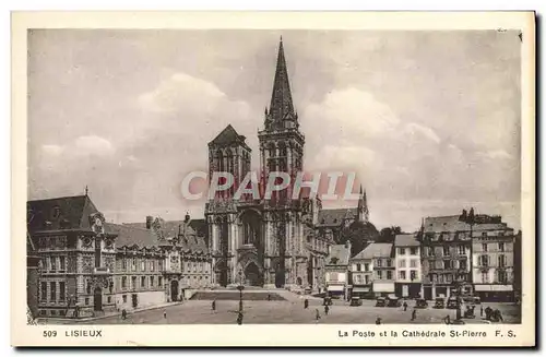 Cartes postales Lisieux La Poste et la Cathedarle St Pierre