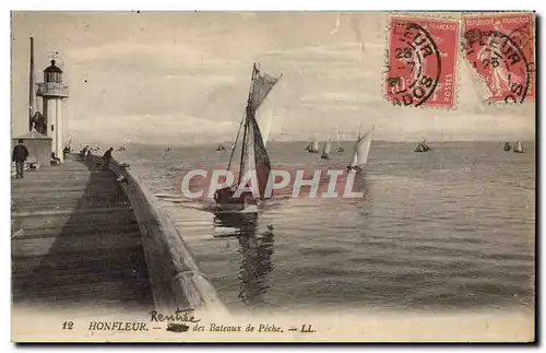 Ansichtskarte AK Honfleur Rentree des Bateaux de peche