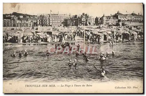 Cartes postales Trouville sur Mer La Plage a l&#39heure des Bains