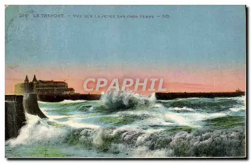 Cartes postales Le Treport Vue sur La Jetee Par Gros Temps