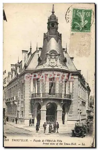 Cartes postales Trouville Facade de L'Hotel de Ville Automobile