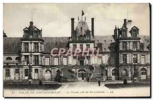 Ansichtskarte AK Palais De Fontainebleau La Facade cote du Fer a Cheval