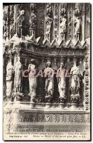 Cartes postales Les Ruines De La Grande Guerre Reims Cathedrale Detail du porche gauche apres l&#39incendie