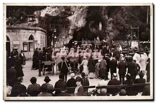 Cartes postales moderne Lourdes La Grotte