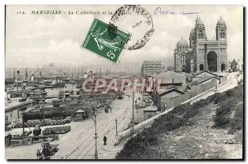 Cartes postales Marseille La Cathedrale et la Joliette