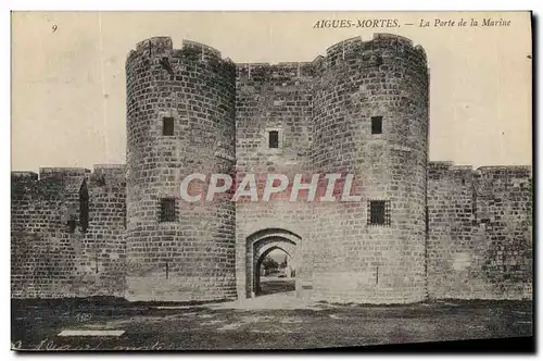 Ansichtskarte AK Aigues Mortes La Porte de la Marine