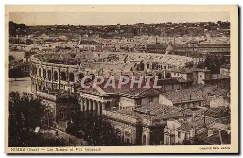 Cartes postales Nimes Les arenes et vue Generale