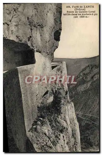Cartes postales Foret de Lente Route de Combe Laval taillee dans les rochers a pic