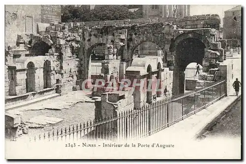 Cartes postales Nimes Interieur de la Porte d&#39Auguste