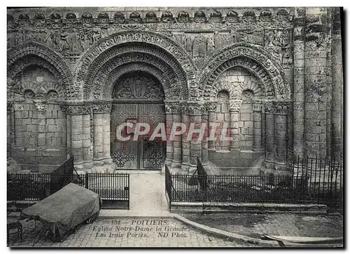 Cartes postales Poitiers Eglise Notre Dame la Grande Les trois portes