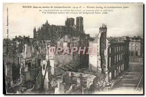 Cartes postales Reims Dans Ses Annees de Bombardements Cathedrale