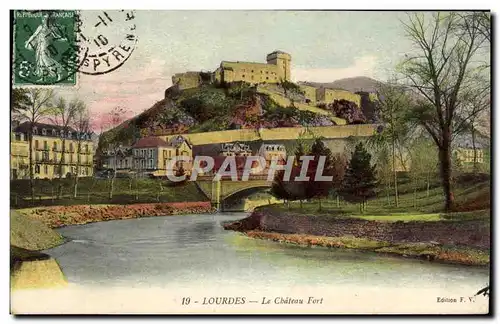 Cartes postales Lourdes Le Chateau fort