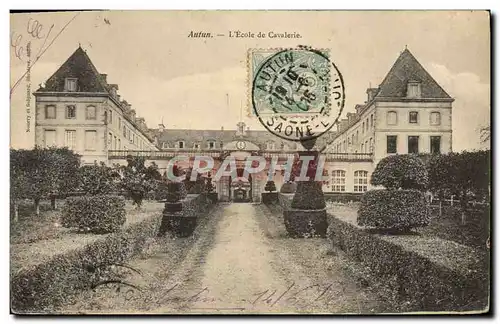 Cartes postales Autun L&#39Ecole de Cavalerie Militaria