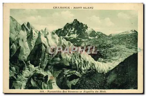 Cartes postales Chamonix Mont Blanc Pyramides des Bossons et Aiguille du Midi