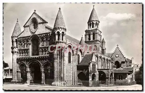 Cartes postales moderne Poitiers Eglise ND La Grande